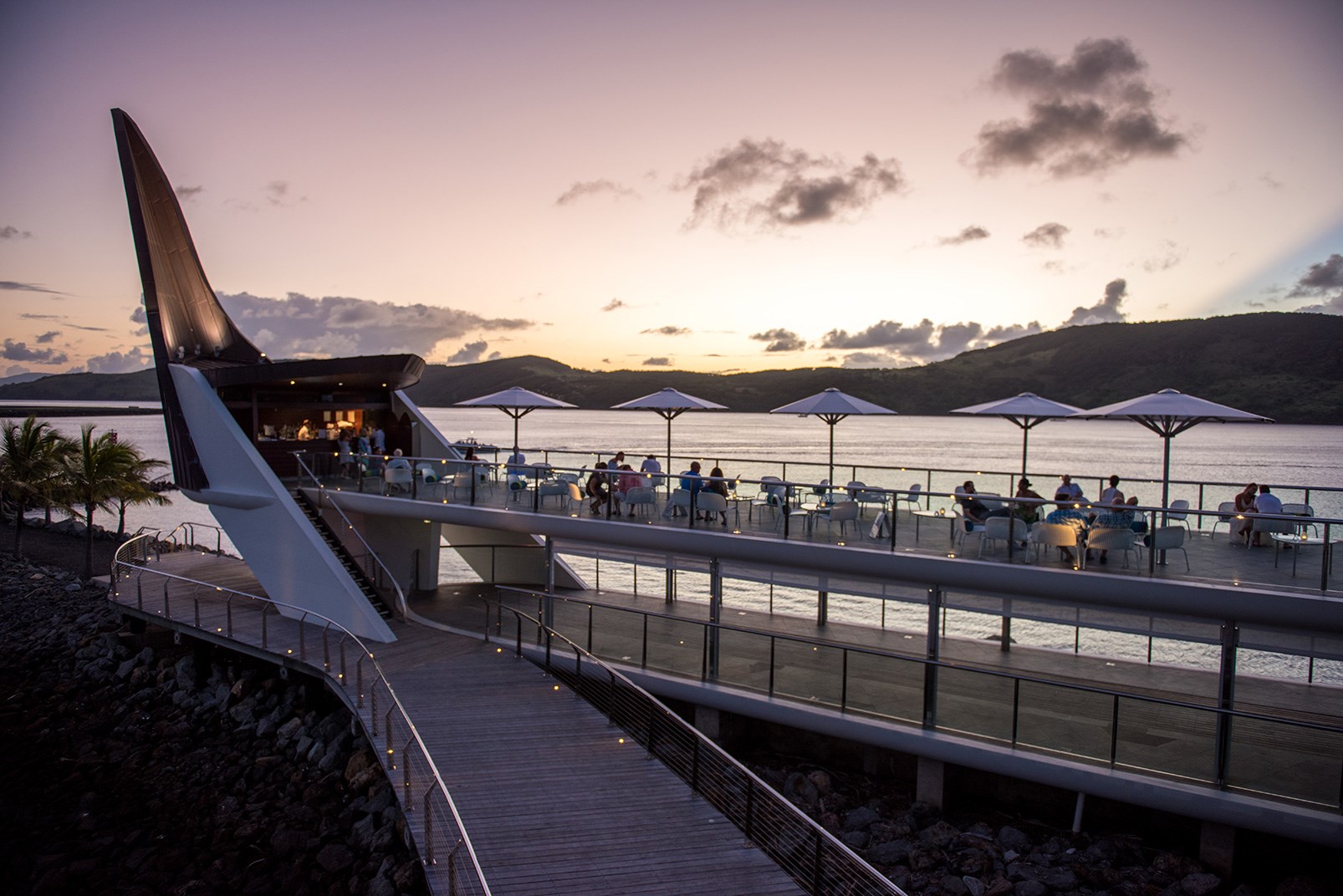 gay hamilton island Iliegal porn pics